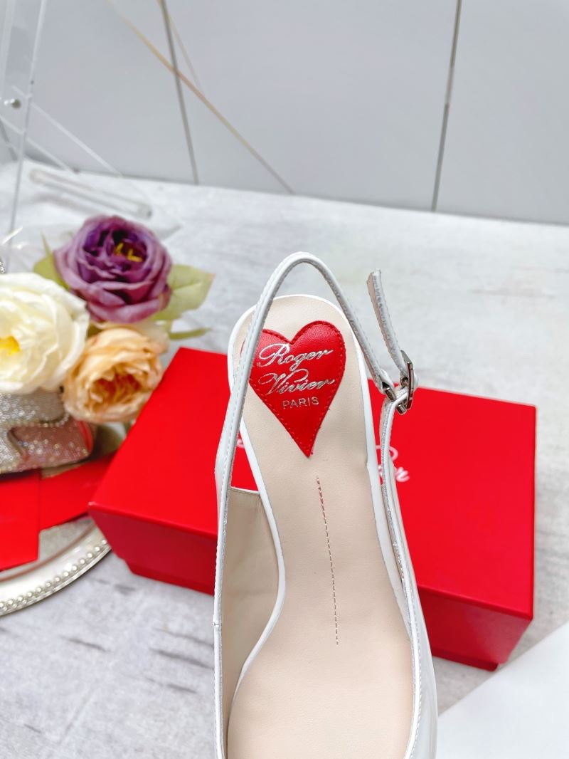 Roger Vivier flat shoes